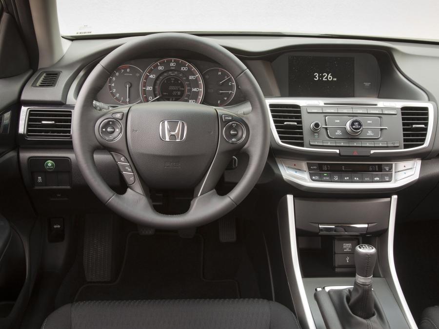  Honda Accord Sport Sedan 2013 года  (фото 106 из 147)